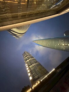 上海摩天大楼夜景俯瞰
