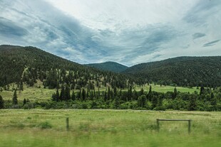 山间草原美景