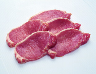 新鲜生牛肉切片