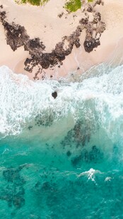 俯瞰绝美海岛海岸风光