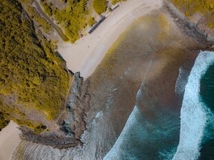 俯瞰绝美海岸风光