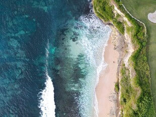 俯瞰碧海白沙美景