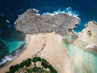 绝美海岛沙滩风光俯瞰图