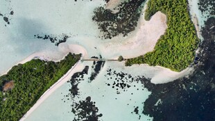 美丽海岛风光俯瞰图