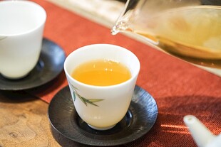 优雅中式茶饮场景展示