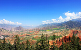 壮丽多彩山地景观