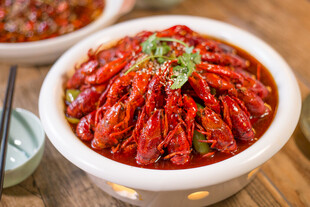 美味红焖小龙虾