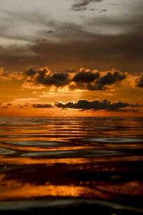 海上日落美景