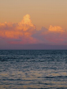 海上日落美景