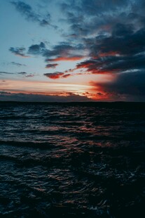 海上日落美景