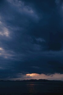 夜幕下的壮丽天空景观