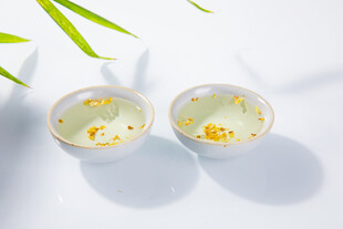 两杯桂花茶