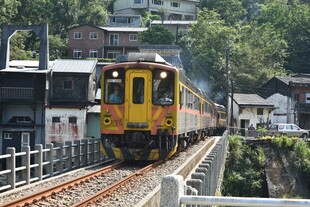 黄色列车
