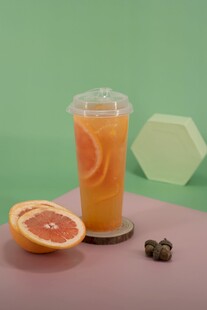 清新西柚果汁饮品特写