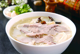 香浓美味的肉片汤
