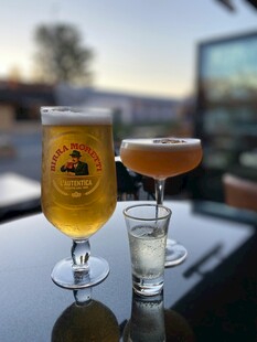 多样精酿啤酒组合展示