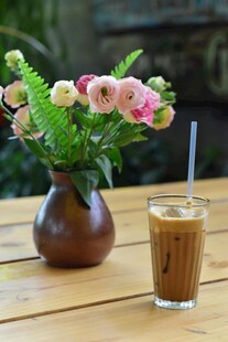 花瓶咖啡营造惬意氛围