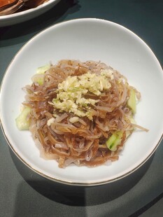 美味凉拌海蜇