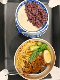 美味双拼餐食组合