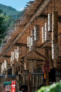 古朴木质民居建筑景观