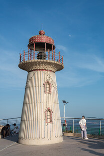 海边灯塔