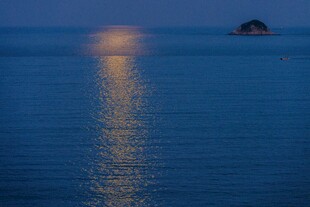 海上月夜