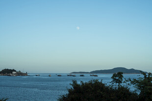 宁静海湾美景