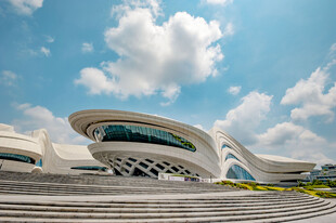 现代风格建筑外观美景