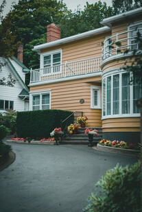 温馨独栋住宅外观景象