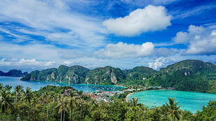 美丽海岛风光俯瞰图
