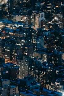 城市夜景俯瞰图
