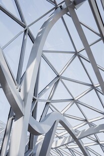 钢结构建筑内部框架