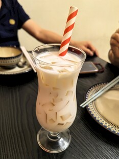 美味奶昔饮品