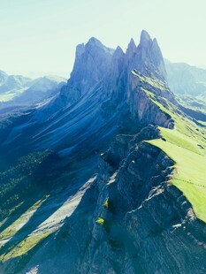 壮丽高山景观