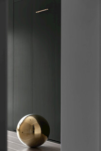 现代简约风金属圆球摆件