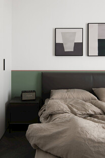 简约卧室床铺温馨场景