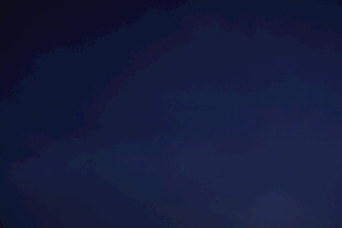 没有星星的夜空深蓝色夜空