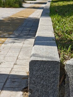 路边