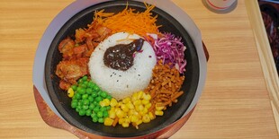 多彩美味铁板焦饭