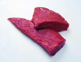 新鲜牛肉块