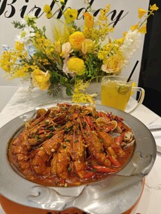 生日宴上的美味大虾