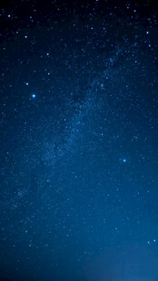 深邃夜空繁星闪烁