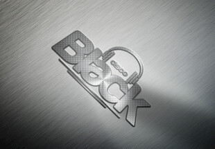 立体金属质感BOY字样