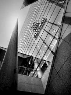 复古外观的建筑入口