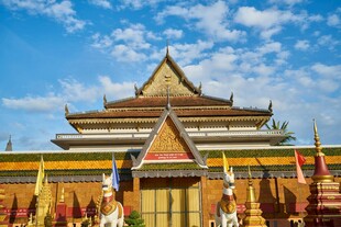东南亚风格华丽寺庙建筑