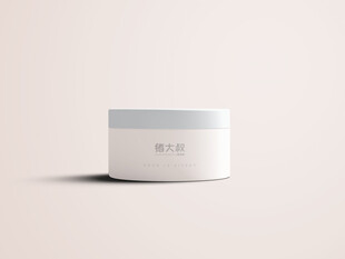 简约白色罐子护肤品展示