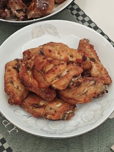 美味烤鸡翅
