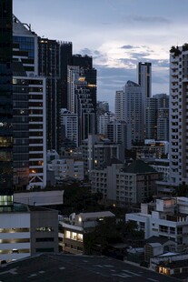 城市天际线夜景风光