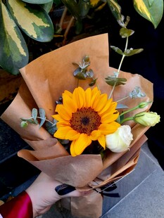 精美向日葵花束