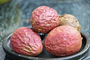 新鲜百香果